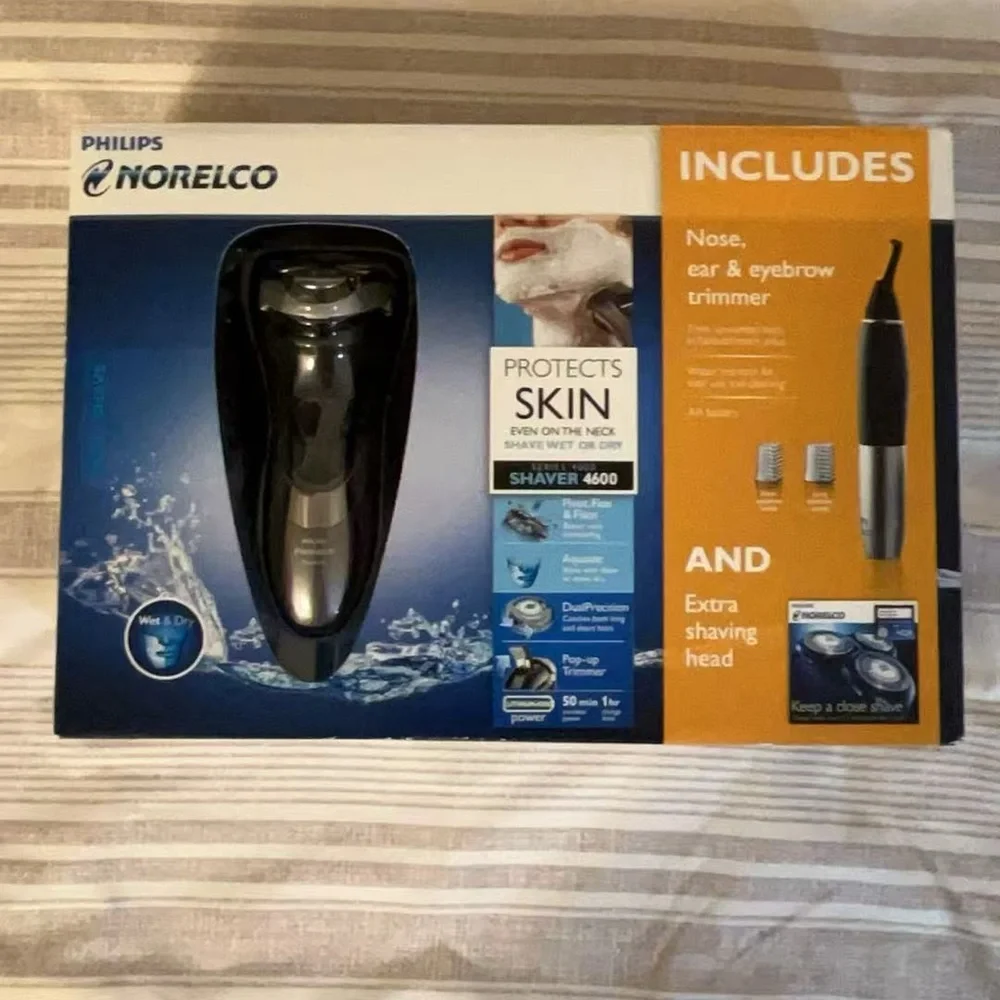 Philips Norelco Electric Shaver+nose,ears & eyebrow trimmer + extra shaving head - Picture 3 of 3
